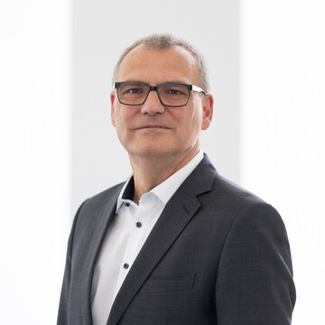 Prof. Dr. Dirk Simons
